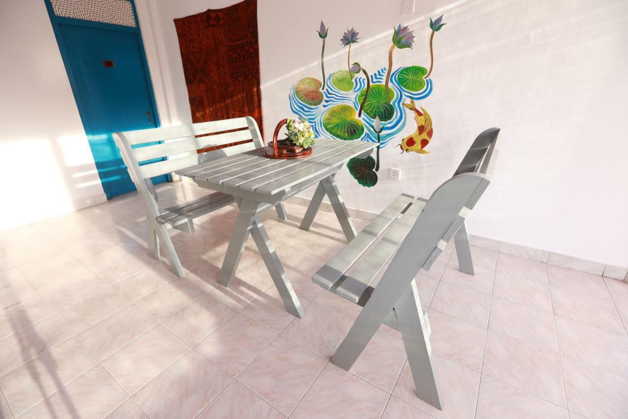 Dock Holiday Guest House Unawatuna Exterior foto